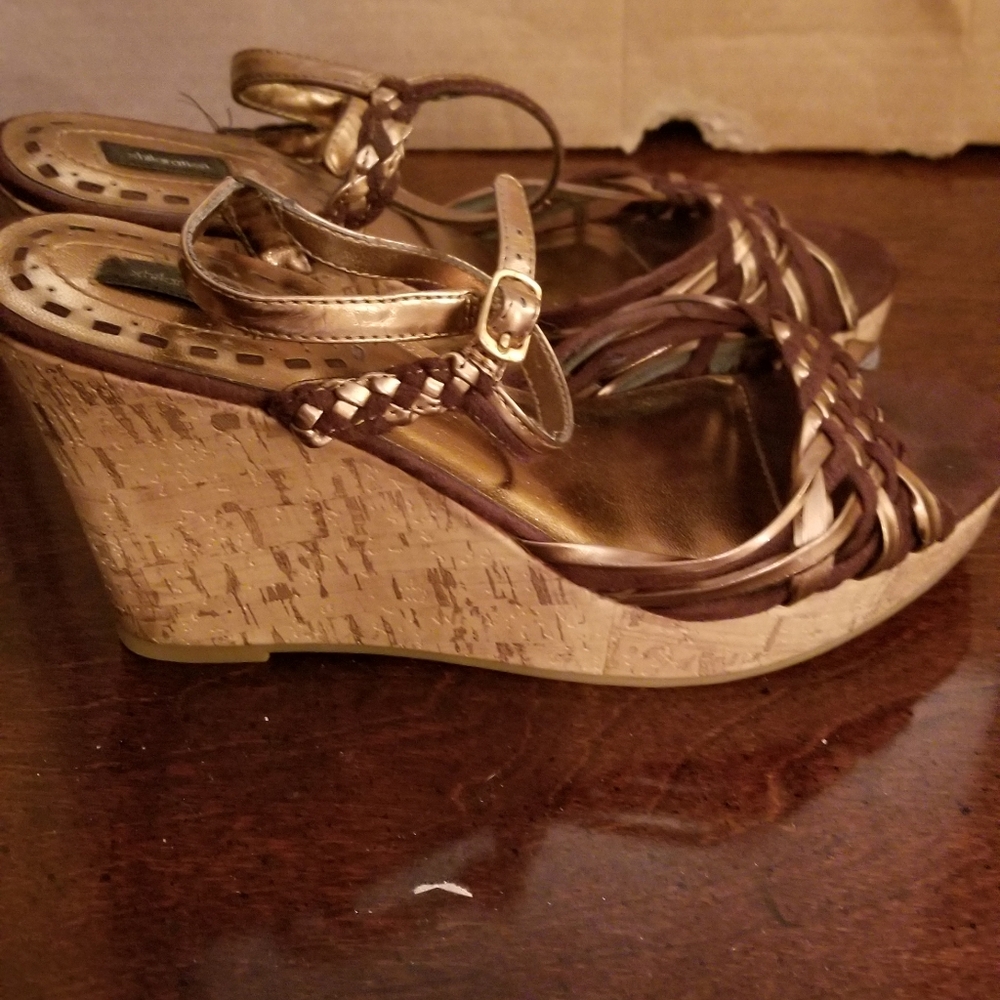 Sandals - Picture 2 of 3